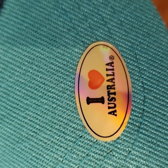 CAP. MELBOURNE  I 💘 Australia - Picture 3 of 7